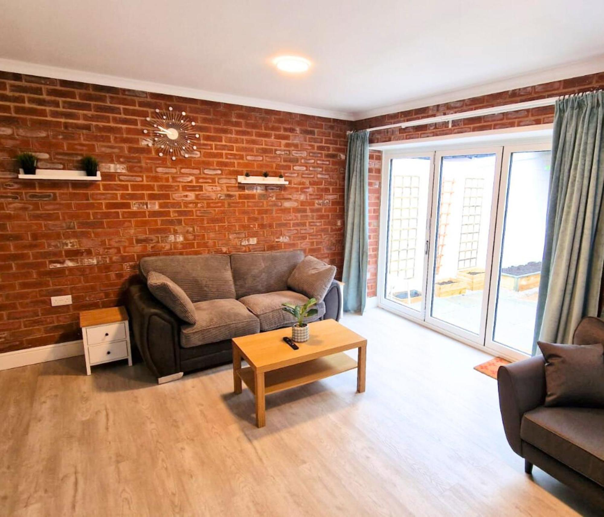 Luxury Family Apartment- Close To Leicester University Exteriör bild